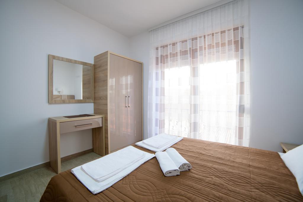 Kollari Apartments อุลซิน ภายนอก รูปภาพ