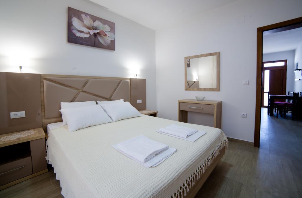 Kollari Apartments อุลซิน ภายนอก รูปภาพ